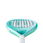 Pala Wilson Blade LS V4 Menta 2026 — vista inclinada