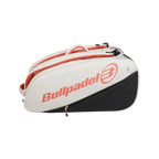 Paletero Bullpadel Elite 2026 blanco y naranja, vista principal