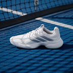 Zapatillas de pádel Adidas Gamecourt 3 de mujer en blanco en pista