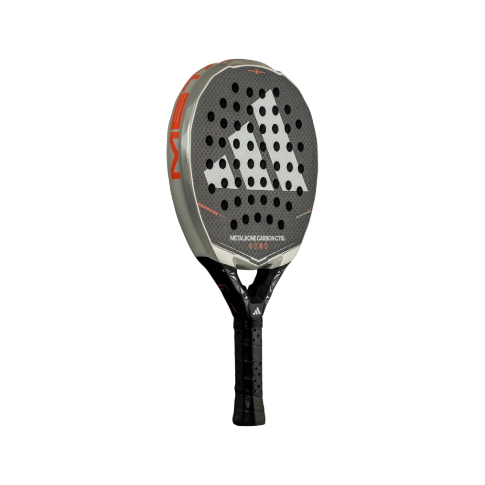 Pala de pádel Adidas Metalbone Carbon Ctrl 2026, vista inclinada