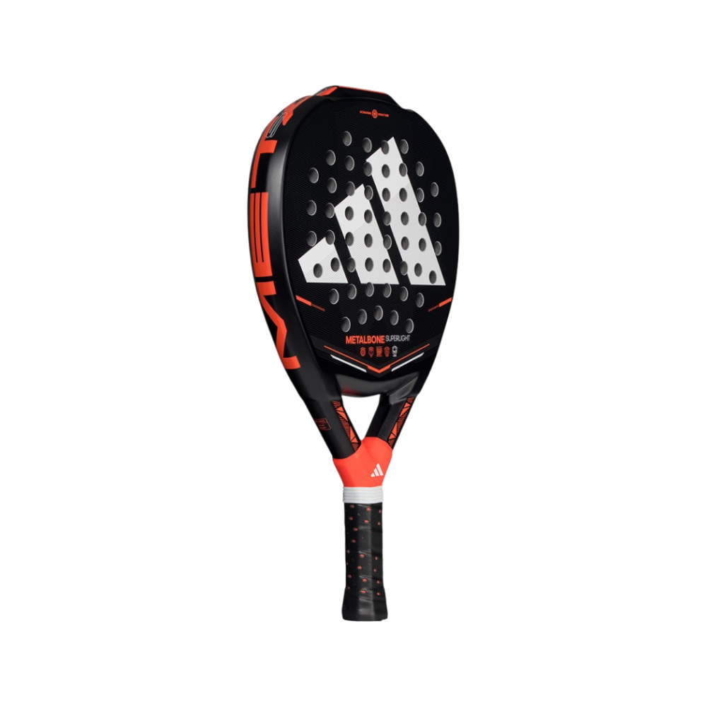 Pala de pádel Adidas Metalbone Superlight, vista inclinada