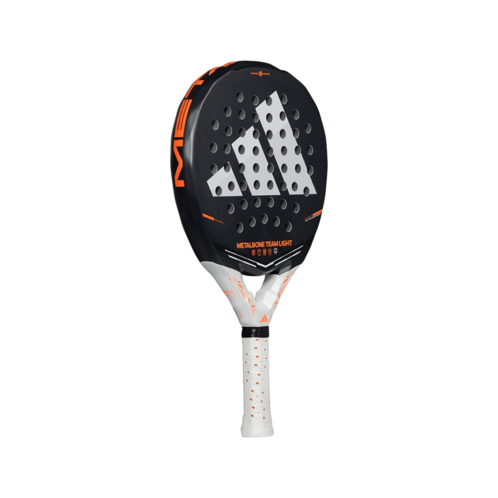 METALBONE TEAM LIGHT 2026 inclinado
